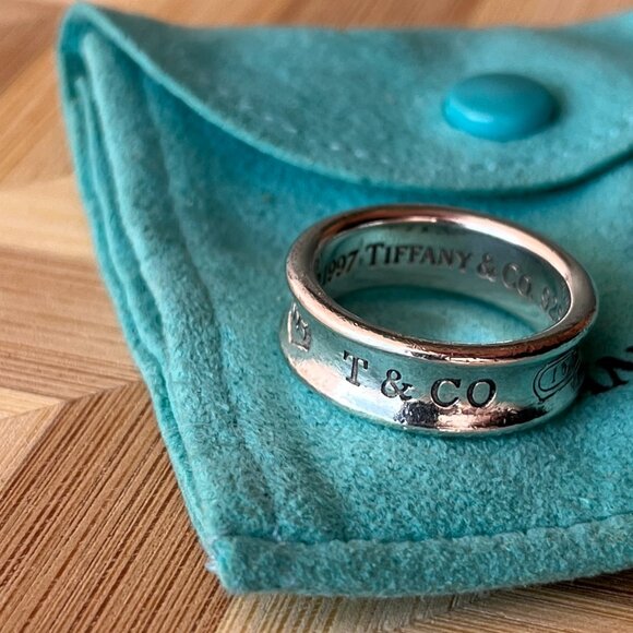 Early 2000's Tiffany & Co. Sterling Silver '1837 T & Co' Ring Size 6 - Picture 5 of 8